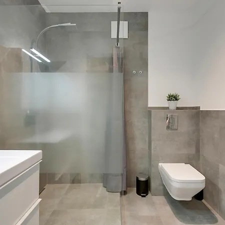 Porto Close To The Sea Parking Γκντανσκ