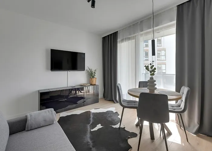 Porto Close To The Sea Parking Gdańsk