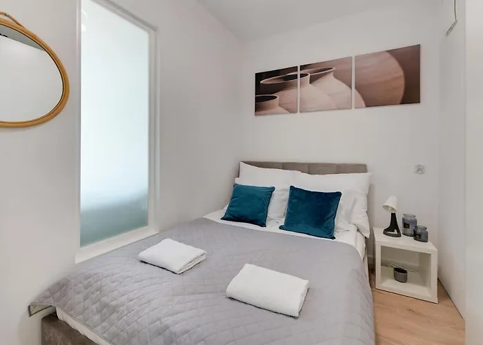 Porto Close To The Sea Parking Gdańsk