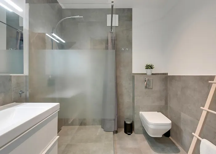 Porto Close To The Sea Parking Gdańsk