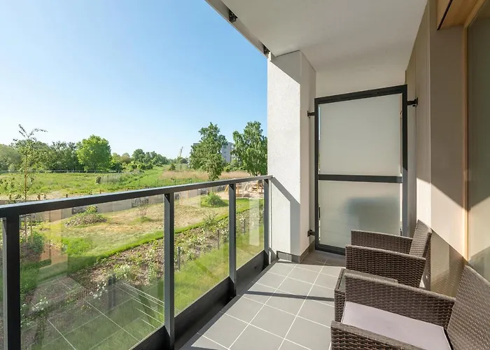 Porto Close To The Sea Parking Gdańsk