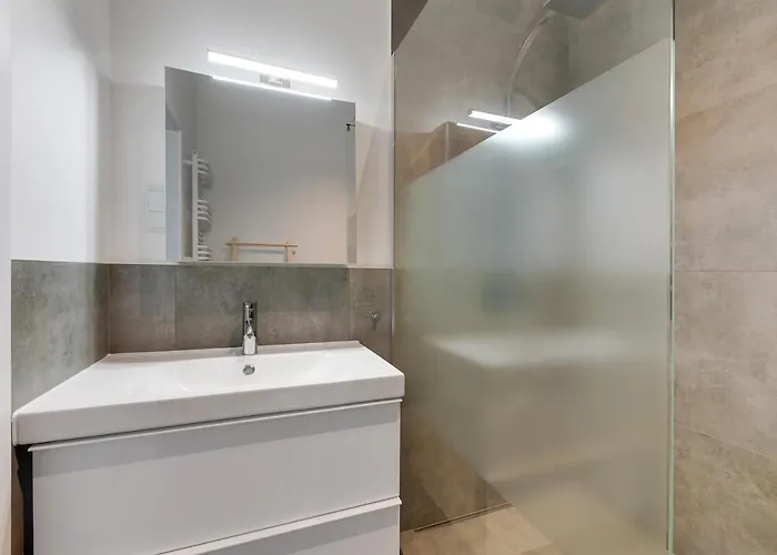 Porto Close To The Sea Parking *