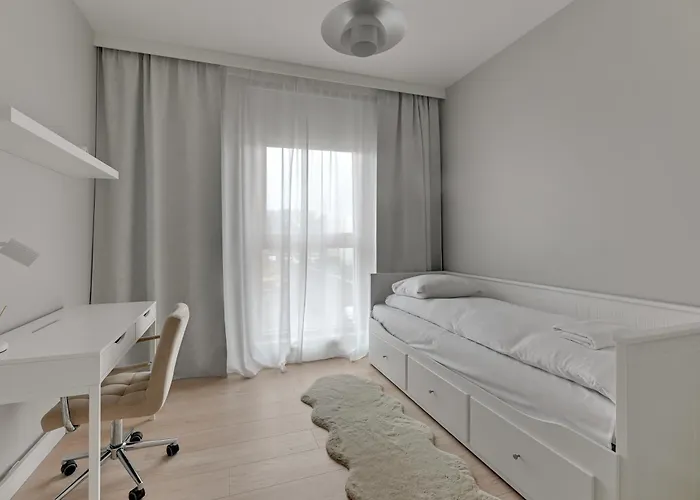 Porto Close To The Sea Parking