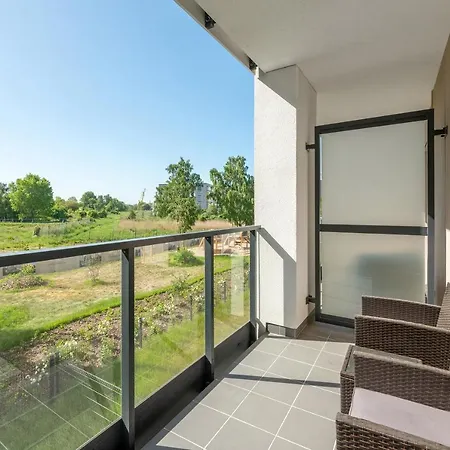 Porto Close To The Sea Parking Gdańsk