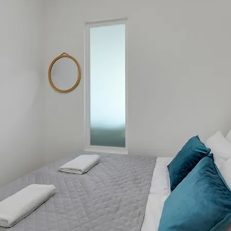 Porto Close To The Sea Parking Gdańsk