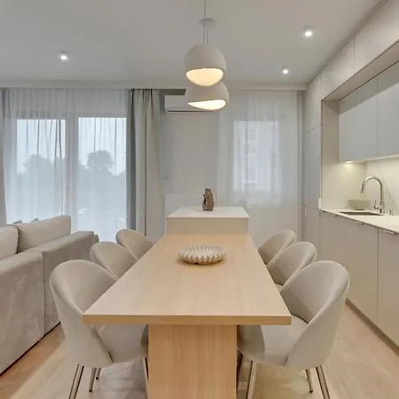 Porto Close To The Sea Parking Appartement *